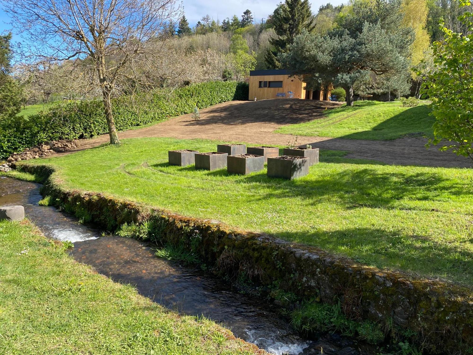 L'Oustal Des Domes Otel Orcines Dış mekan fotoğraf